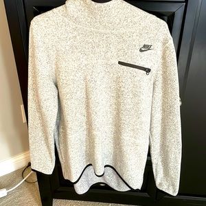 ✔️ Nike Hooded Tunic